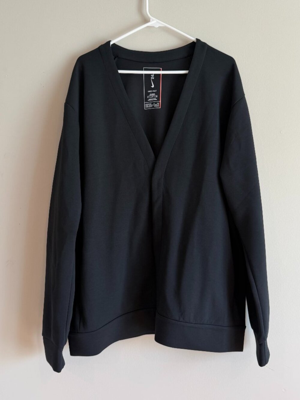 Nike HQ6948-010 Mens XL-Tall 24.7 ImpossiblySoft Cardigan Black